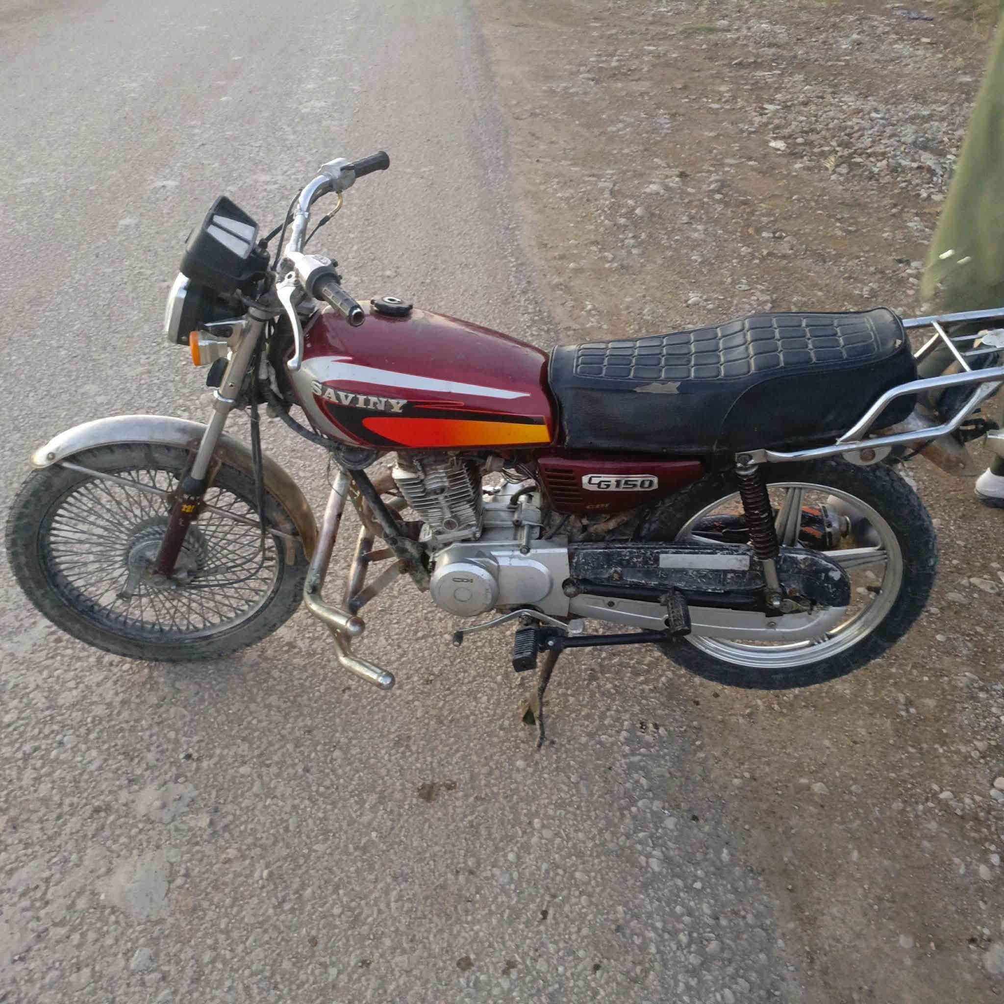 دراجه تايكر موديل ٢٠ مكينه خير من الله تخم تاير كهربائيات جدد اوراق كامله   سعر ٣٠٠ خاص مغلق اتصل ودلل *********** بكان ديالى الغالبيه
