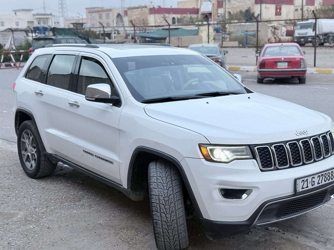 جيب لمتدد 2017 فول مواصفات كلين تايتل بي ثلالث مكانات صغيره كارت سياره ماشيه 83 مايل . مابي دينار مصرف سياره لوك ماشاء الله . مكانها كركوك 
255 ورقه 
***********
