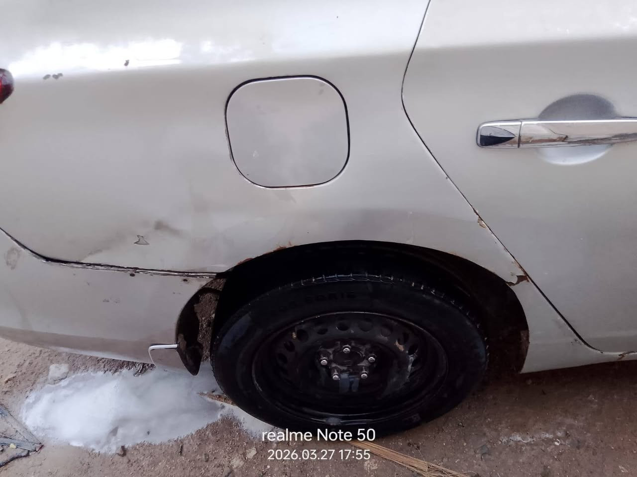 نيسان سنترا رصاصي موديل 16 كندي 
محرك 1800 حادث امامي والجاملغات الخلفيه/
جاهزه 
البصره الزبير 
بأسم معوق ومنتهية المده والسنويه منتهيه 
السعر 58
‏‪***********‬‏
