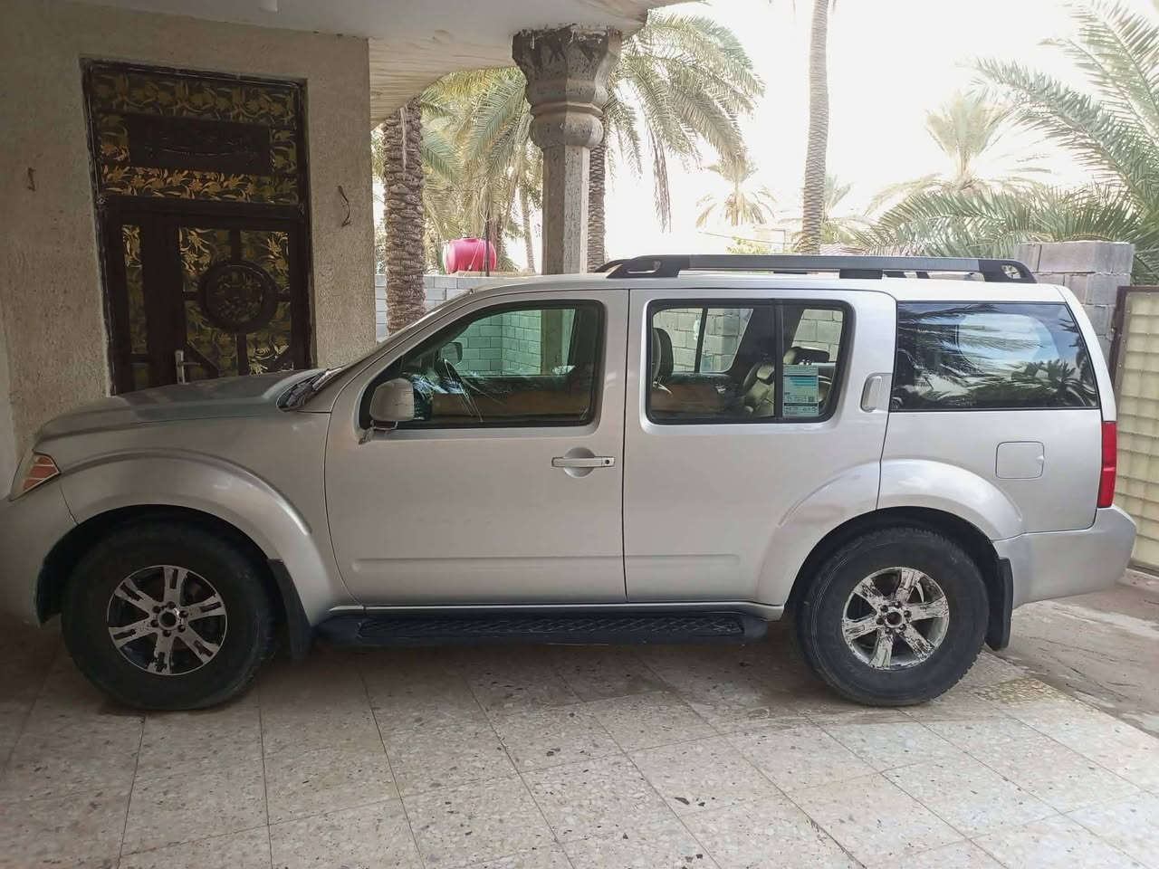 نيسان باثفندر موديل 2008امريكي حادثها جاملغ مصبوغه حزام اثر جراد تبريد قطعتين مكينه كير تبريد كهربائيات كلها خير من الله رقم بغداد باسمي غرفه جلد دشبول نيفارا سعرها ٨٠ وبيها مجال  *********** مكانها واسط
