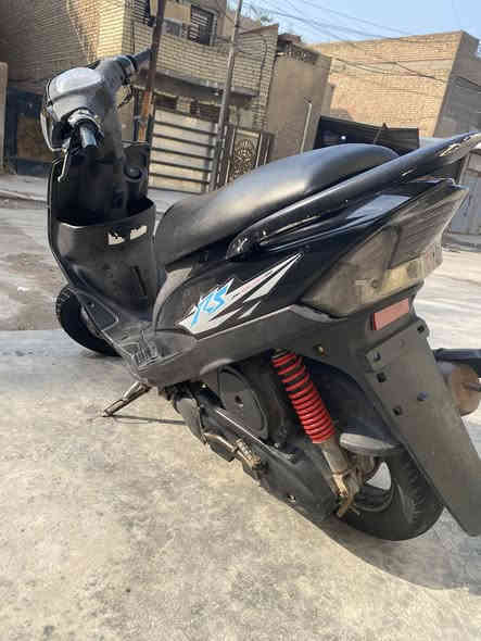 السلام عليكم ماكس عدله  120مكينه جديده مابيها اي نقص جاهزه دراجه حلوه كفرات وسوادات بلاديه   المكان بغداد الجديده النعيريه قرب جبار ابو شربت شراي يتصل السعر550 للاستفسار ***********
