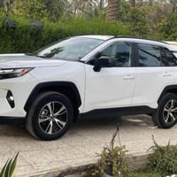 راف 4 (كلين ) موديل 2023 رقم دهوك  بدون صبغ مجرد حادث بسيط بالتاير  را...