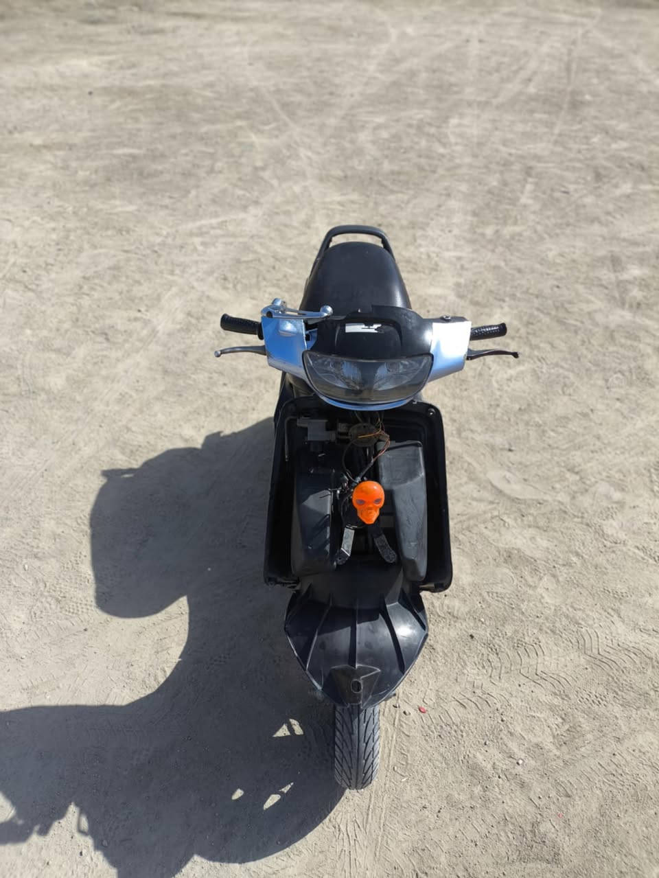 سلام عليكم دراجه فراشه فحل للبيع دراجه نضيفه شوفت عينك ماعايزه برغي سعر 400 وبيه مجال للطيبين مكان نجف شارع المطار مقابيل بانزين خانه مال ريبال الستفسار عل رقم *********** ماتواجد عل فيس
