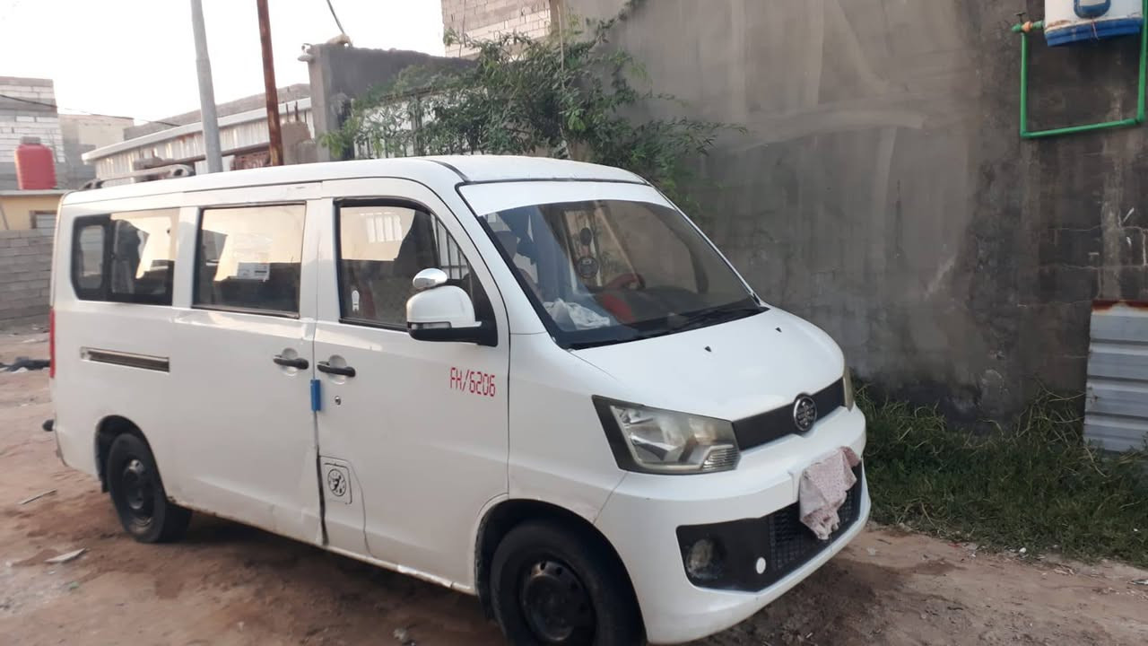 سياره للبيع فاوخشفه مديل ٢٠١٥ سنويه ل ٢٠٢٨ سياره جاهزه نظيفه كير مكينه مكفولات كهربائيات كله شغاله سعره 50و بيه مجال مكاني تنومه صالحيه *********** البصرة, العراق
