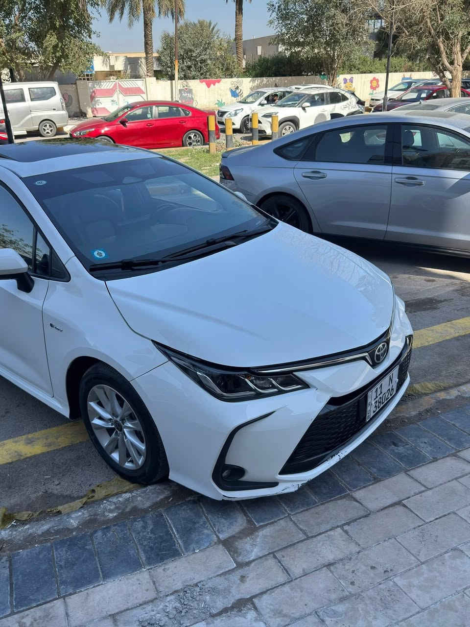 سلام عليكم للبيع كورلا هايبرد موديل 2024 مواصفات كشنات جلد سلايد تبريد قطعتين رادارات امامي خلفي اوتو هولد هاندبريك كهرباء ماشيه 47 الف كيلو سياره مكفوله من الصبغ بيها بارد بسيط جدا 
السعر 146 
مكاني بغداد اليرموك ***********
