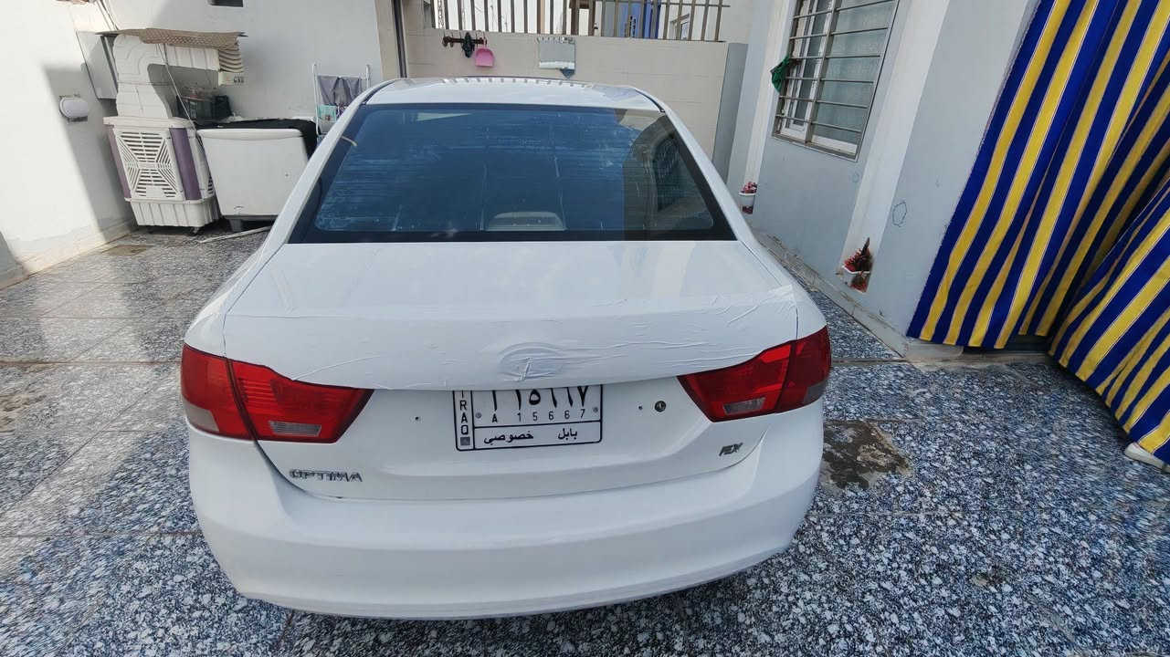 السلام عليكم كيا اوبتيما2010 خليجيه فول السياره فتحه مري شفط حساسات خلفي خمسه تكام بيها قطعه واحده صبغ الباقي كفاله سياره جديده مع الكلمه مكينه 2000 دوش ما  مفتوحه كير تبريد تدفئه تخم تاير حداديه كهربائيات دواخل كفاله عامه سياره باسمي رقم بابل سنويه لل 28 مكان السياره السماوه استفسار على الرقم*********** السعر 127 بيها مجال
