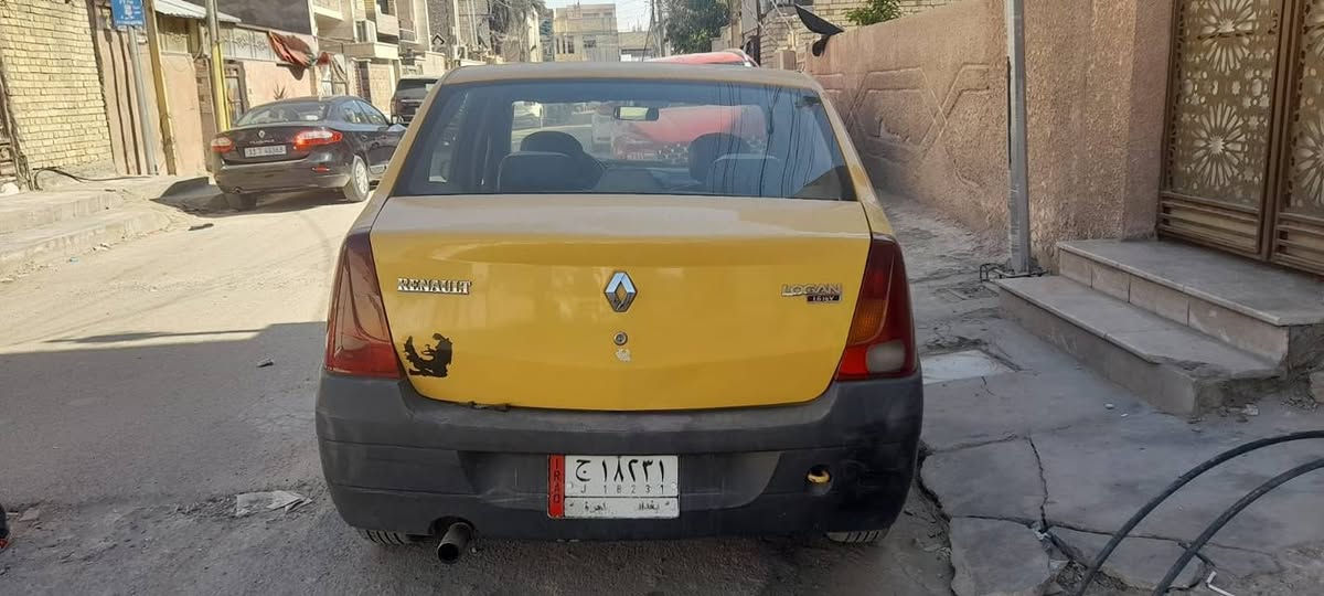 السلام عليكم رينو لوكان للبيع موديل 2009 رقم بغداد بيها صوت بالمكينة السعر 25 وبيها مجال عنوان بغداد حي اور رقم صاحب السيارة *********** اني مكلف بالنشر
