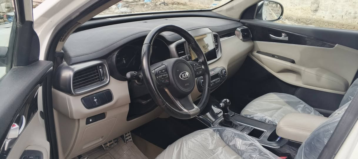 سورنتو 16 خليجي محرك 6 تفاصيل بالسونار 
تبريد حداديه تخم تاير جديد 
بصمه بردات خلفيه 3قطع تبريد مري شفط حساسات خلفيه امامي بيع ومراوس سياره صالون مكاني شطره ***********سعر 190
