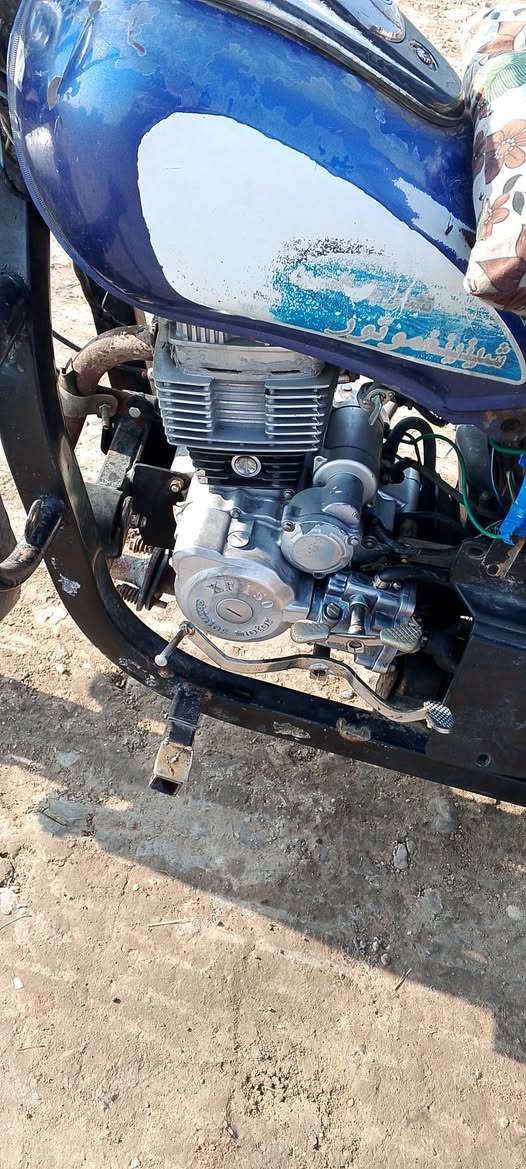 سلام وعليكم ستوته لبيع موديل 20 اوراق أصولي مكفول شاصي ركبه من كلشي ستوته محرك لا تنقيص لاتبخير ستوته خير من الله سعر 1300 مكان واسط العزيزيه رقم ***********
