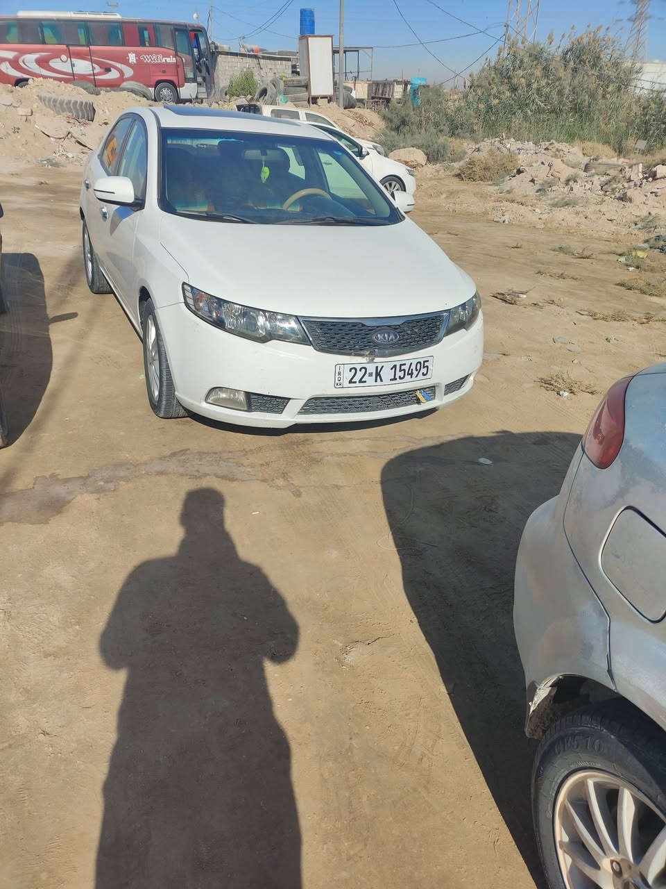 السلام عليكم سيراتو ٢٠١١ وكالة بأسمي بيهه قطعتين تبديل الباب السايق والخلفي وربع من الباب الخلفي الثاني صبغ السيارة جديدة وحلوة تبريد حدادية كير مكينة خير من الله فول ماعدى البصمة السعر  ١٠٠ وبيهه مجال والشراي يدلل مكاني كربلاء ***********
