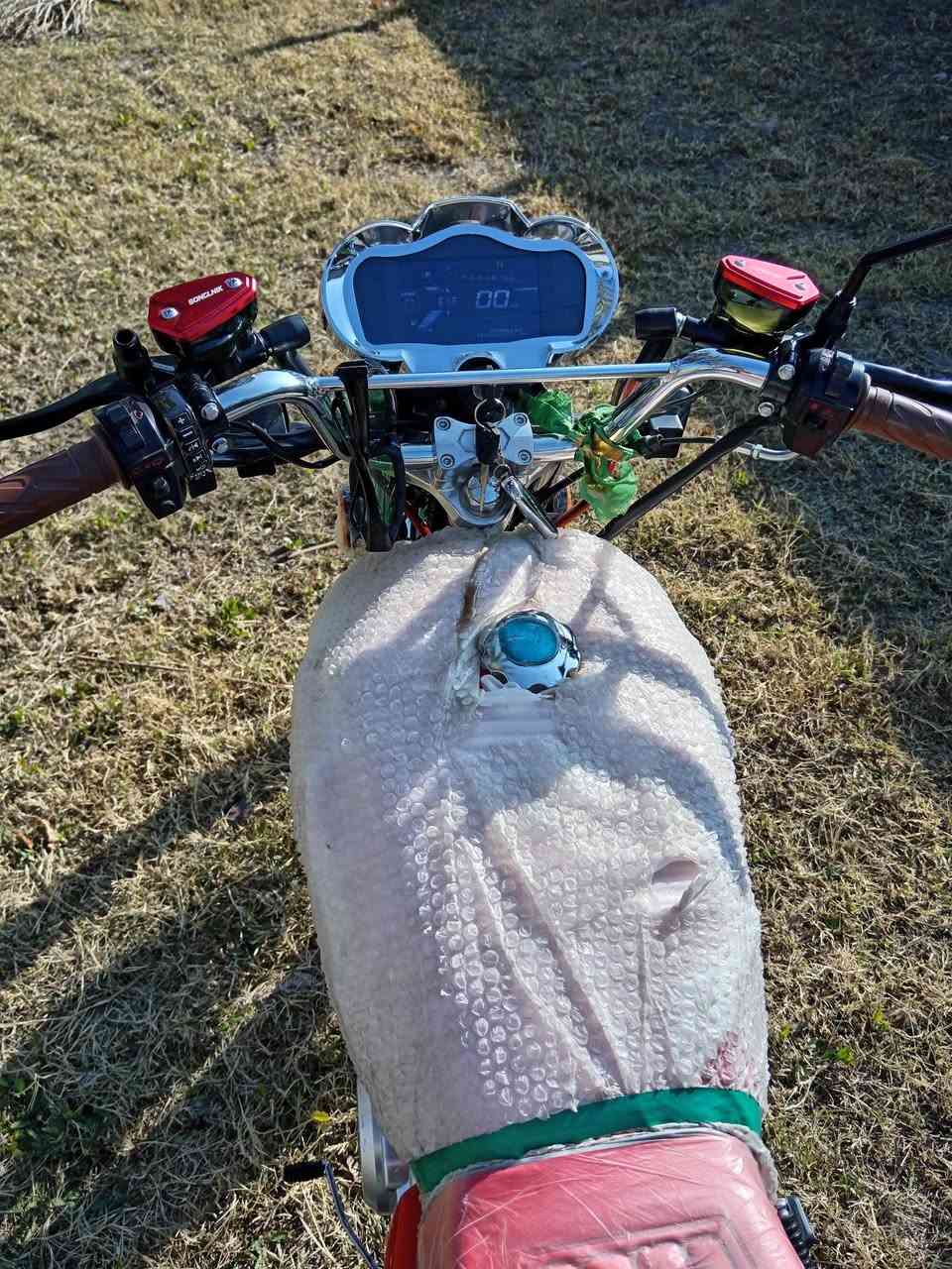 السلام عليكم دراجه سيفان تايكر للبيع موديل 2025 دراجه زيرو بعدهي على السحق مكان بابل سدت الهنديه الاستفسار على هذا الرقم /***********
