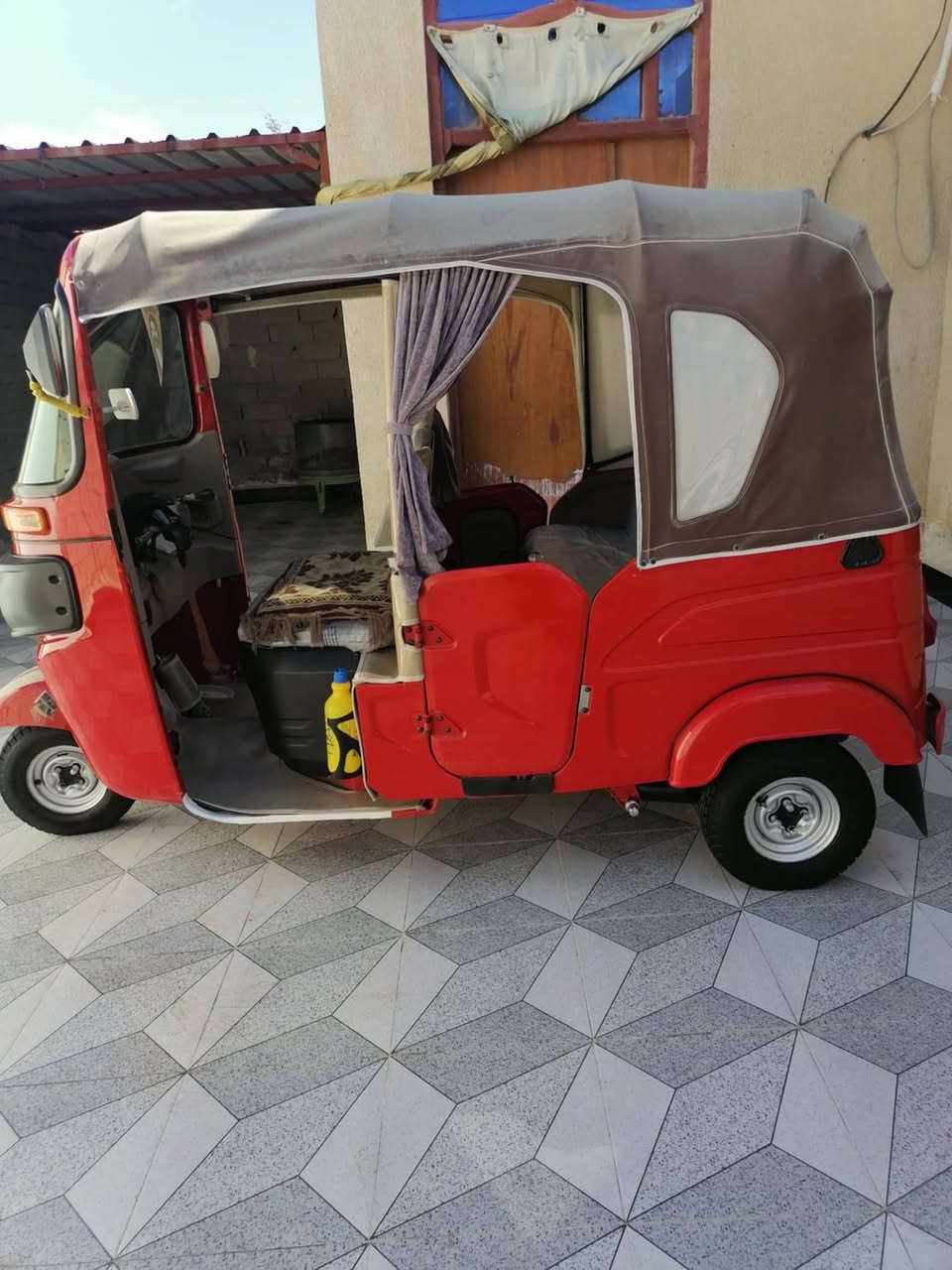 مكلف بلنشر مكلف بلنشر
تكتك للبيع 23 شهر 11 زيرو كفاله من لبنجر 
رقم وسنوية 
خاص مقلق 
رقم راعيهه *********** 
مكاني ذي قار قضاء الدوايه
