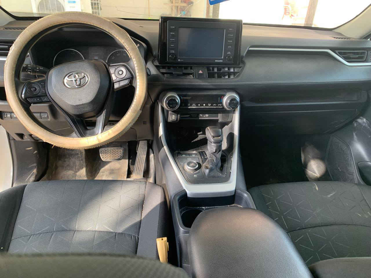 رافور موديل 21 هايبرد رقم كركوك السياره فول للأخير ضررها بسيط كما موضح بالصورة كير  ومحرك شرط مامفتوح 
للاستفسار الاتصال ***********
