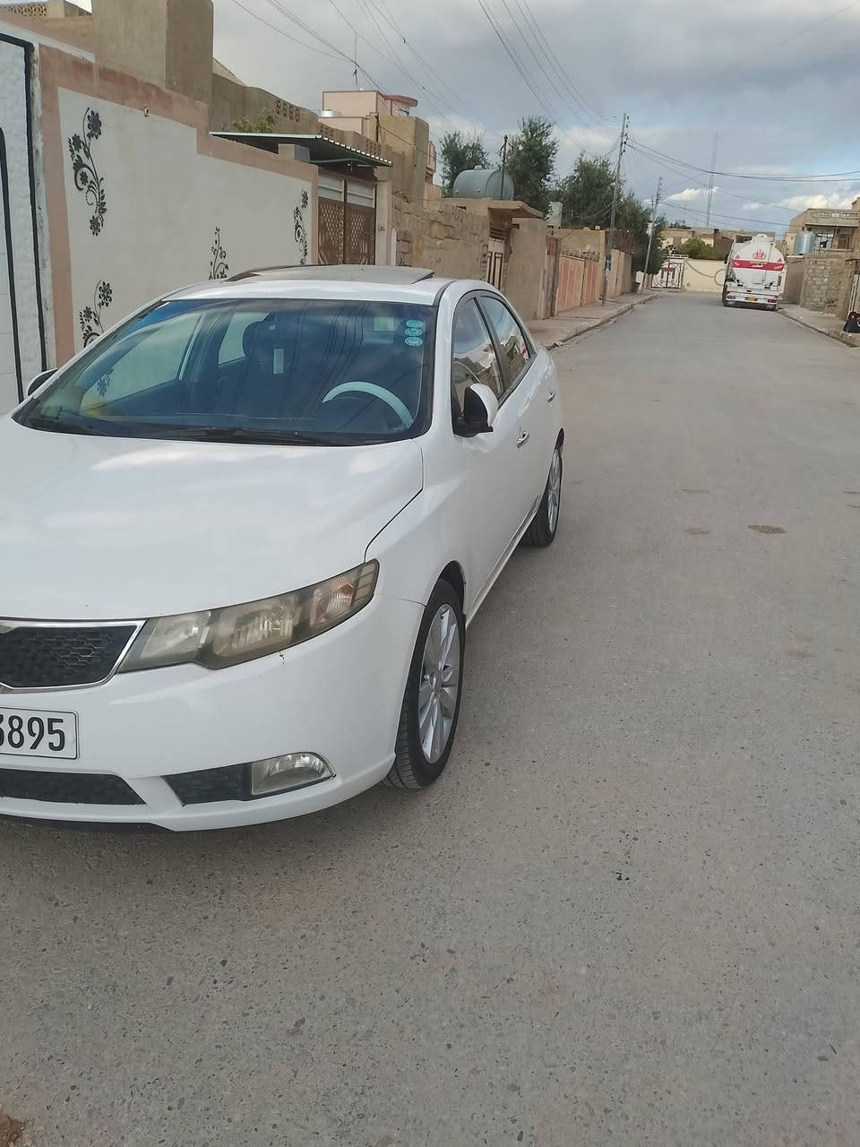 سيارة كيا سيراتو 2012 فول فول مواصفات سنوية جديد 2031 هزه جديد كبون بنزين موجود بي صبخ قطع واحد ،سيارة كلشي ماتصرف علية جديد معنا كلمه ،رقم هاتف ***********
***********
