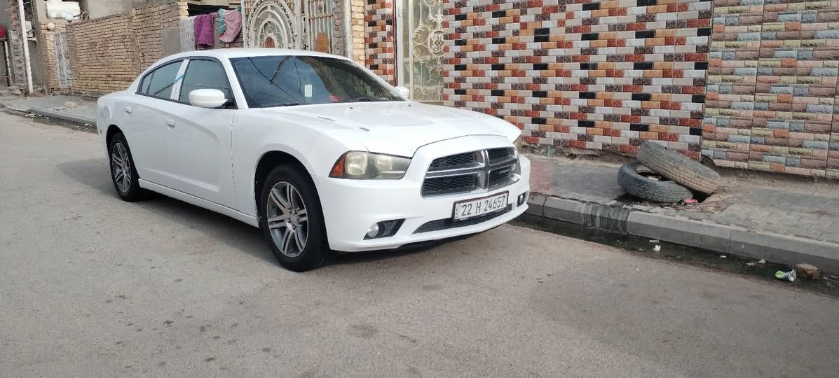 جارجر مديل 2012رقم اربيل سياره داخله كفاله  بيه صار  بل باب تعمير  وبل جملغ خلفي تعمير  سياره كير ومكينه ستنوي شادهن كارتون وتبريد ثلج مراوس اوبامه احدث  او بيع   ***********
