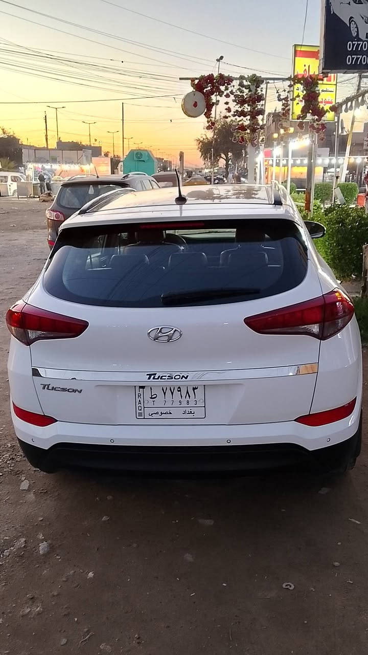 السلام عليكم ورحمة الله وبركاته
للبيع توكسان خليجي موديل ٢٠١٨( شركة الكاصد) مواصفاتها معروفة فول ١/١ سيارة نظيفة جدآ بدون صبغ أو تبديل أو بارد رقم بغداد بإسمي العنوان بغداد/ زيونة/ شارع الربيعي أو حي أور ***********  السعر ١٩٠ بيها مجال بسيط .
