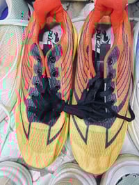 أحذية • مفتوحة