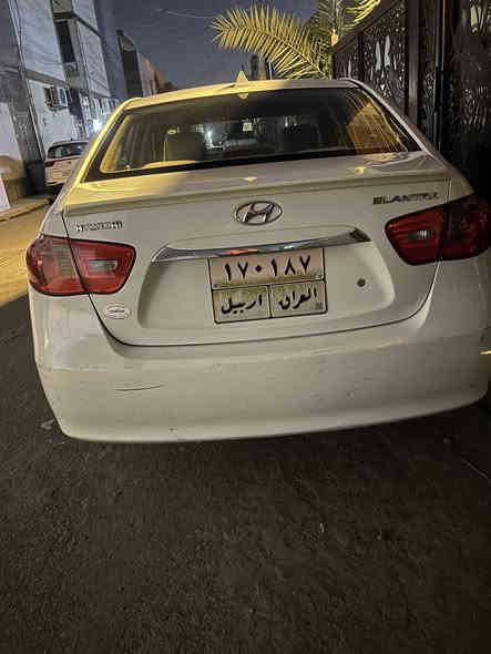 النتره شكل المقدس 
2011 السياره جديده 

كير ومكينه مكفول 

سياره خليجي 

***********

السعر 115 بيها مجال شي قليل
