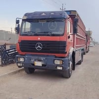 البي • شاحنة • شاحنة البي • البي 886 • البي للبيع