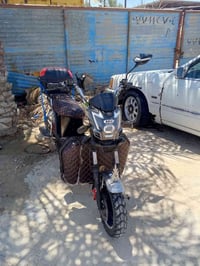 دراجه شحن نوع هيوشه موديل 2023للبيع باتريات جدد كهربائيات كله شغاله تا...