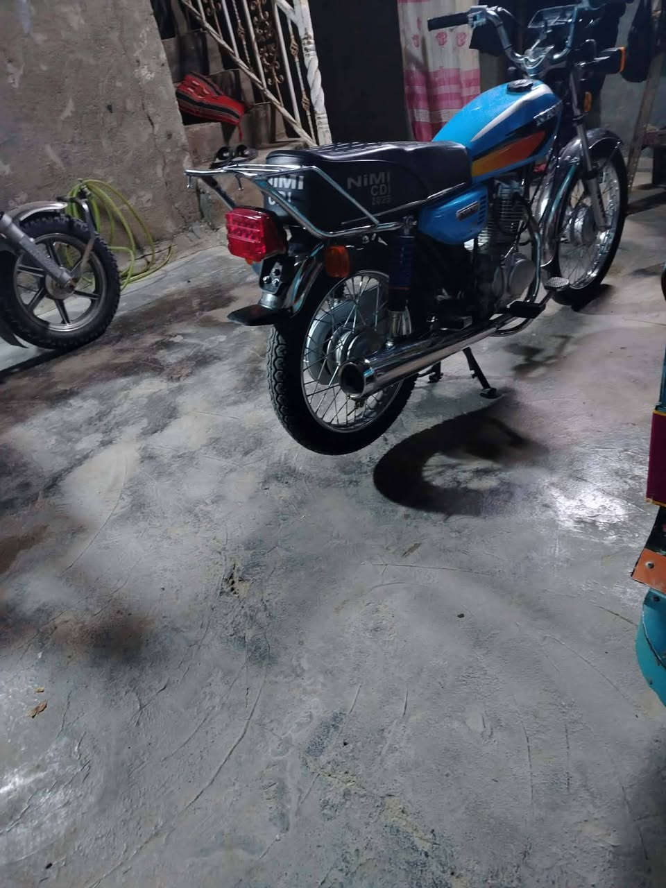 السلام عليكم من رخصة الأدمن دراجة نامه 25 نظيفة مكفوله السعر 600 العنوان بابل قضاء المسيب ***********
موجود واتساب 
غير متواجد ع الفيس
