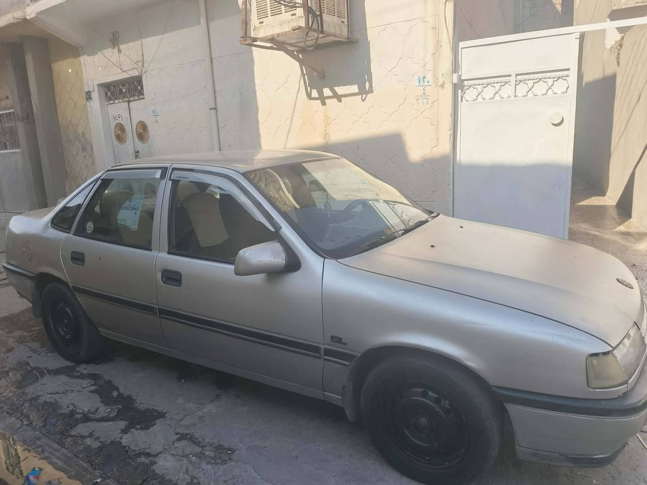 فيكترا حجم 16رقم إنكليزي كير مكينه خير من الله سعر 37وبيها مجال للاستفسار اتصل عنوان موصل كراج الشمال *********** اني شرعي
