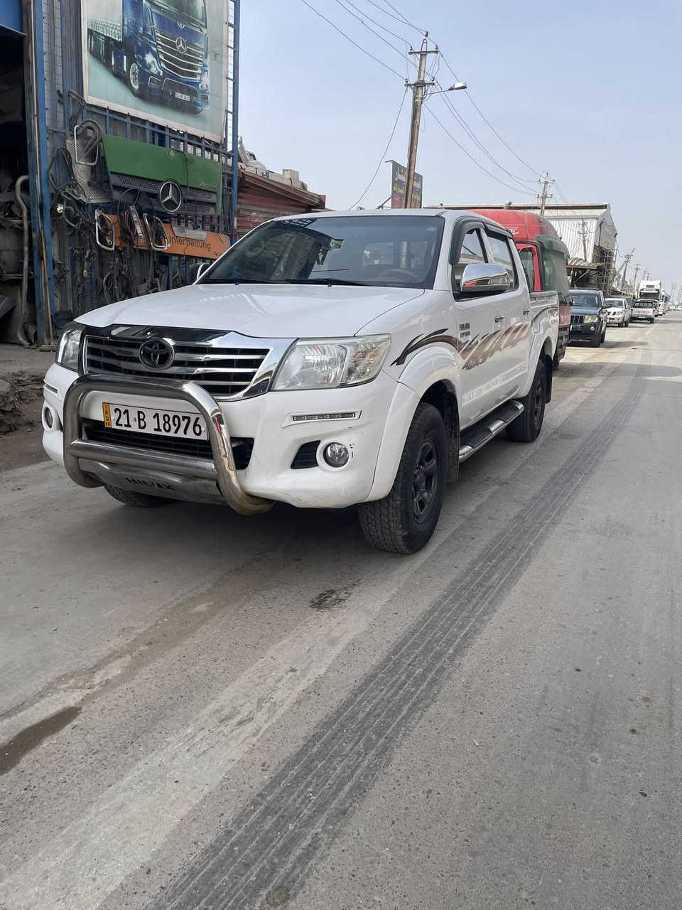 السلام عليكم 
للبيع 2014 كويتي رقم سليمانيه الجديد اتوماتيك 
بيه قطعتين تبدين نفس ألون اصلي شركه ا
العنوان بغداد قرب مجمع بسمايه 
***********
