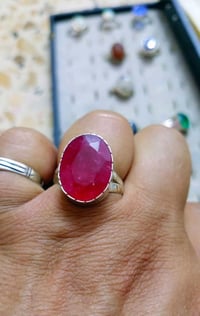 منو يصيده .. ياقوت طبيعي فضه 925 مختوم سعر 33الف فقط مع توصيل واتساب 0...