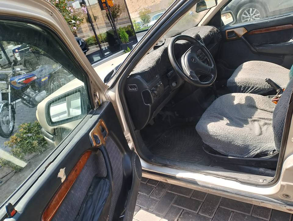 ئۆپڵ ڤیکترا 
هەموو گیانی بەشەرت  ئەوەلیات و موس و بڕاوە بە شەرت  کارەبای هەموی بە شەرت خایسی نییە هەموو گیانی ئیشەکات ماڵی فەقیرە 
مۆدێل ١٩٩٣  
ئاڕم پلاستیک
مەکینە ٢٠
گێڕ ئۆتۆماتیک 
٤ جام کارابەی 
قوفڵ مەرکەزی 
نرخی 24وەرەقەو معامەلە شوێن سلیمانی 
ژمارە *********** السليمانية, العراق
