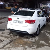 سيراتو 11 حد نضافه  بيها قطعه وحده صبغ بنيد بارد شبر   07806472021