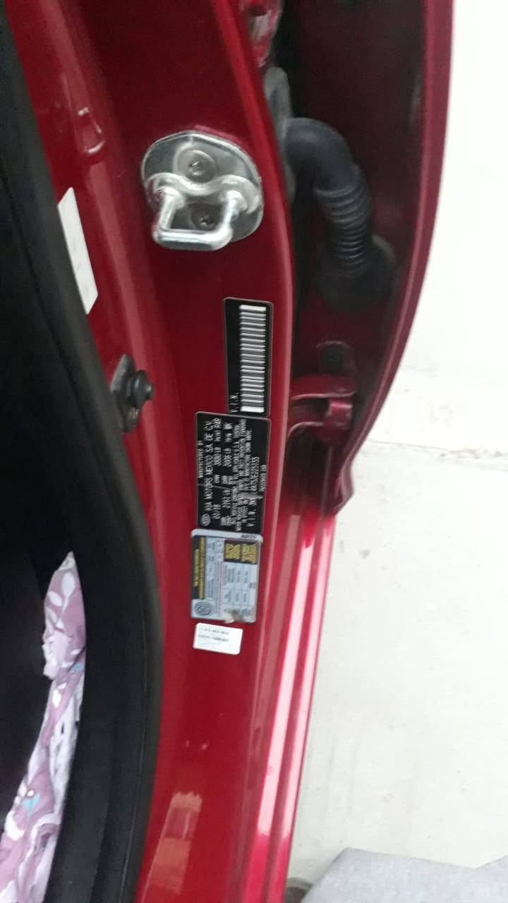 السلام عليكم  كيا فورتي موديل ٢٠١٨ محرك ٢٠٠٠ دوش الحادث خلفي موجود سونار  وبأسمي للأستفسار موجود واتساب ***********
