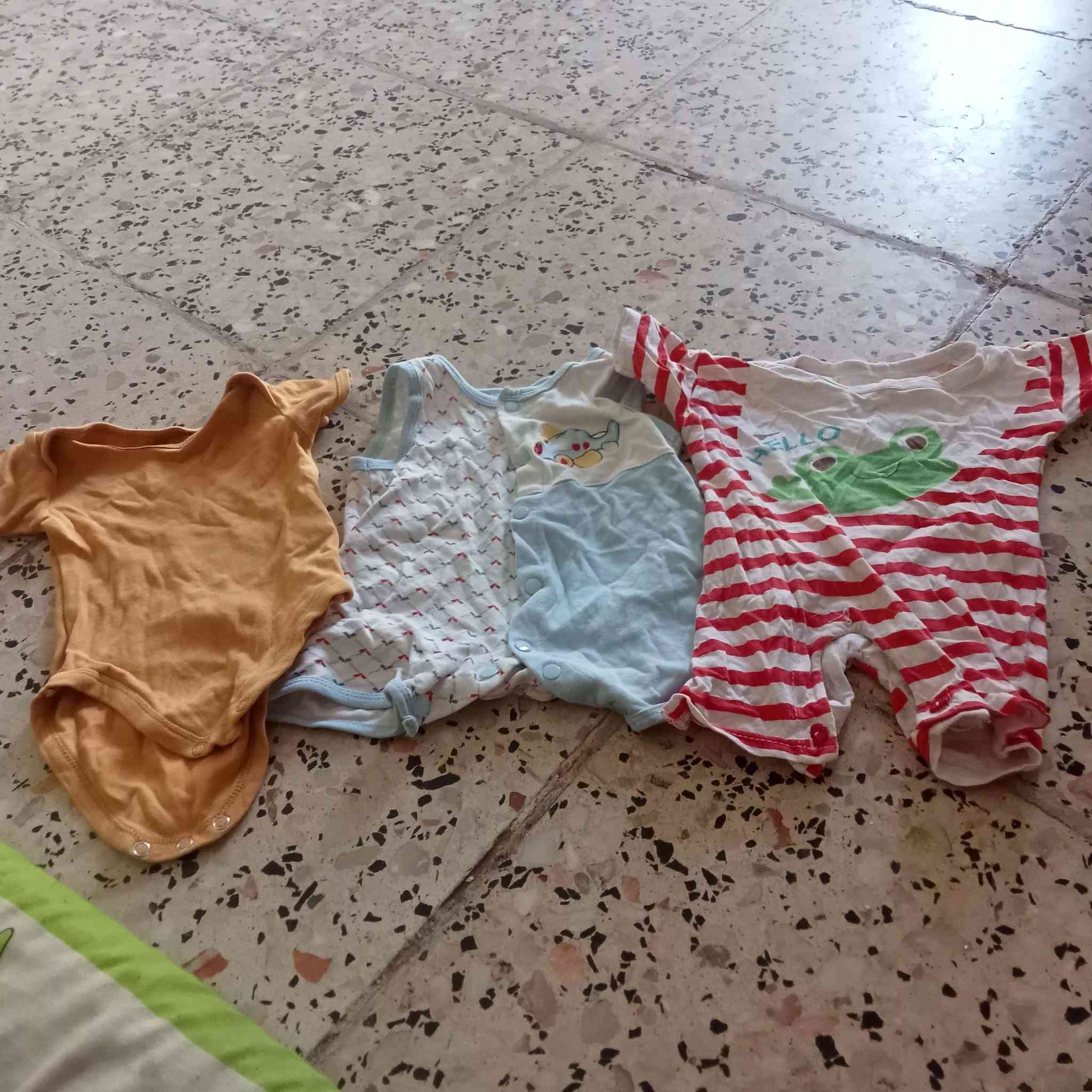 ملابس بنات للبيع


**إذا كنت صاحب هذا الإعلان وتريد حذفه لأي سبب، رجاءا أرسل رسالة إلى الدعم الفني**