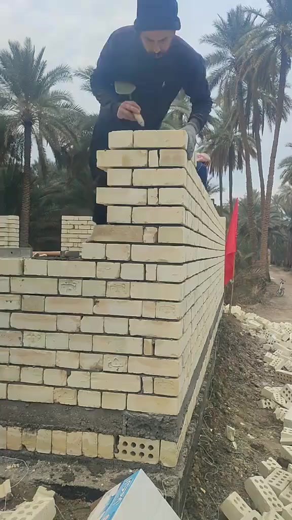 سلام عليكم خلفت بناء حالين متفرغ عمل استلام مهندس ***********
