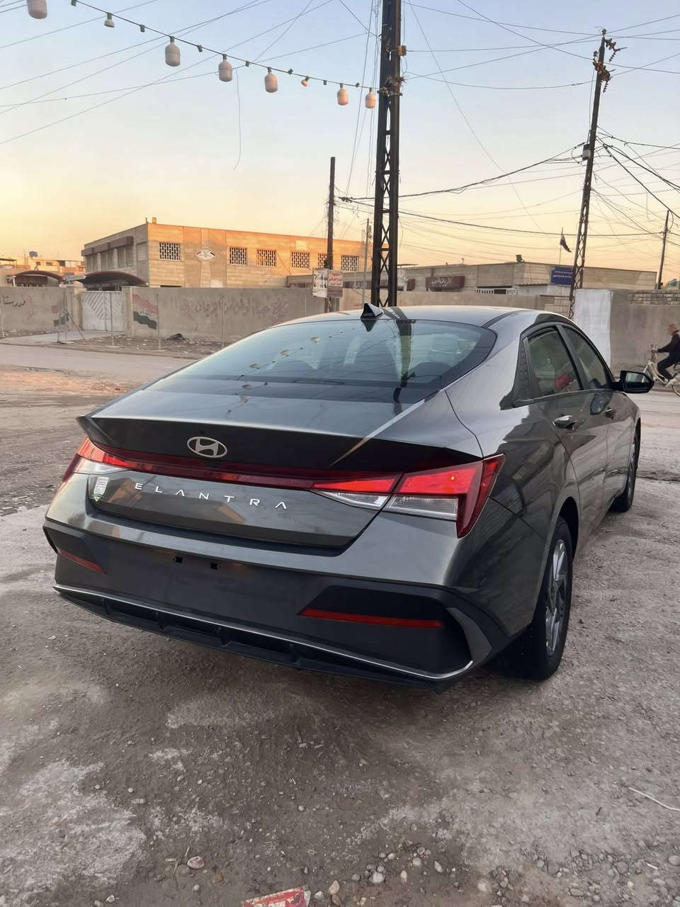 السعر 138$. تلفون. *********** 
السلام عليكم النترا مديل 24  دخول جديد صارله يومين منفيس ابسمي مواصفات بصمه تشغيل عن بعد ترحيب أبواب شاشه دجتل متصل تبريد شاشه لدد دشبول متغير رادارات امامي خلفي جانبي حادث السياره فقط خشم الجاملغ بارد بدوون تبديل بدون فتح اي قطعه بدون صبغ بدوون ايرباك وصور الحادث مرفقه بل منشور بدنه تبريد راديترات على وضع الشركه ماشيه 23 mi بدوون رقم تترقم جميع المحافظات
