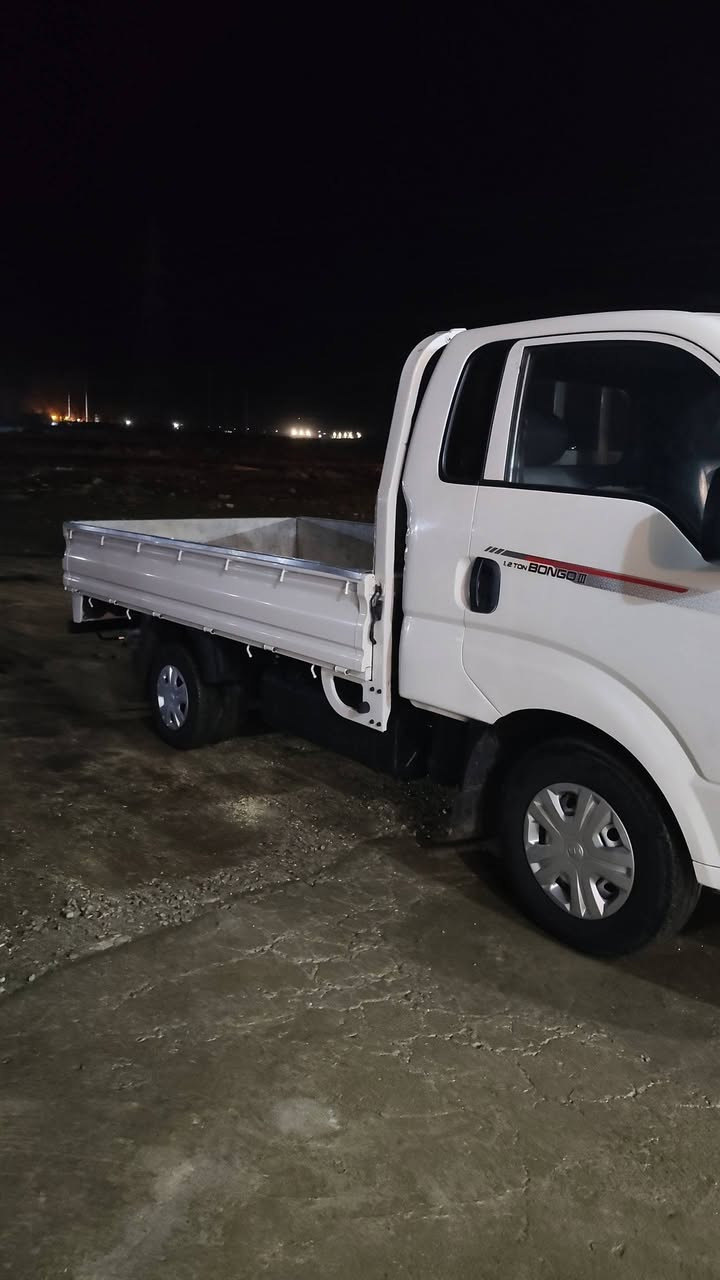 بەناوی خوای گەورە
کیا2010
نمونە لەجوانی لۆک لۆک
وەسفی ناوێ 
5دوگمەی فول
سەقف سەلە 
کامل کامل مەسرەف 
74گەڵا 
***********
