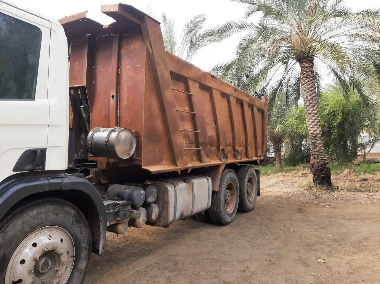 سلام عليكم للبيع بدي مال سكانية لطول (580)لسعر
(15) وبي مجال(***********)
