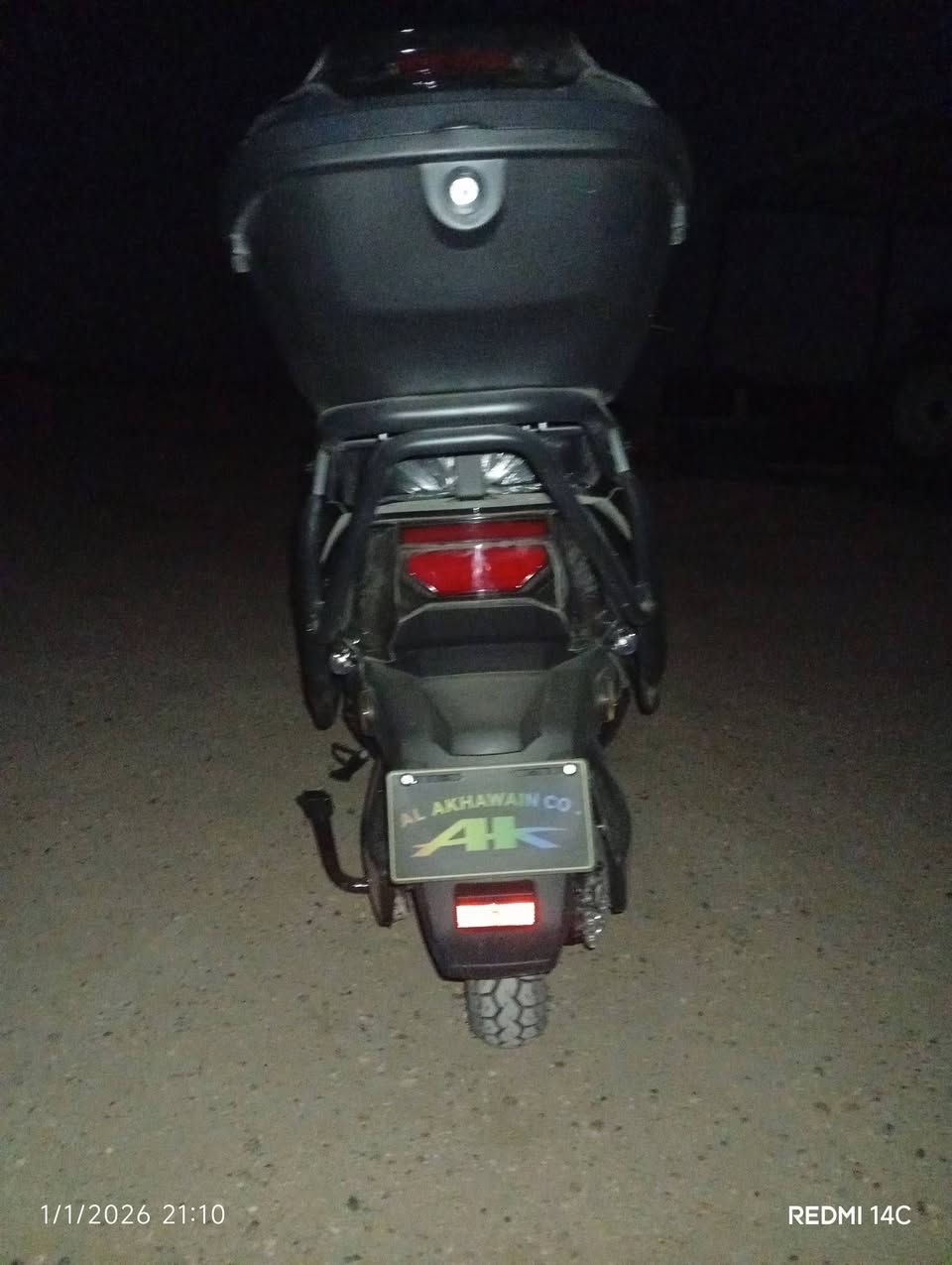 سلام عليكم 
دراجه جبلي الأخوين AK موديل 2026 للبيع 
بطاريات 6 بطاريه وحده 40امبير 
يمشيك45كيلو 
كارت تشغيل 2
بصمه تشغيل عن بعد 2
السويج 2
دبل اشاره 
الكهربائيه كله شغاله 
ملف 3700 سرعه 130
سعر مليون خمسين بيه مجال 
قبل شهرين  اشتريته والله 
مكانه الانبار عامريه صمود 
رقم هاتف ***********
واتساب ***********
