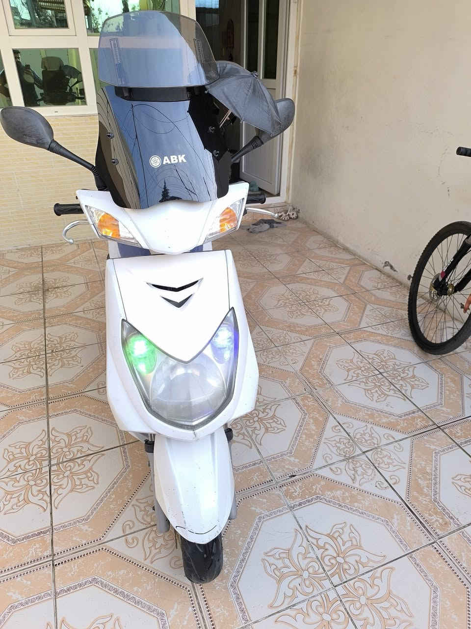 دراجة سكنس ياماها ياباني نوزل
نضيف مكينه كبس السعر 650 الف ***********
