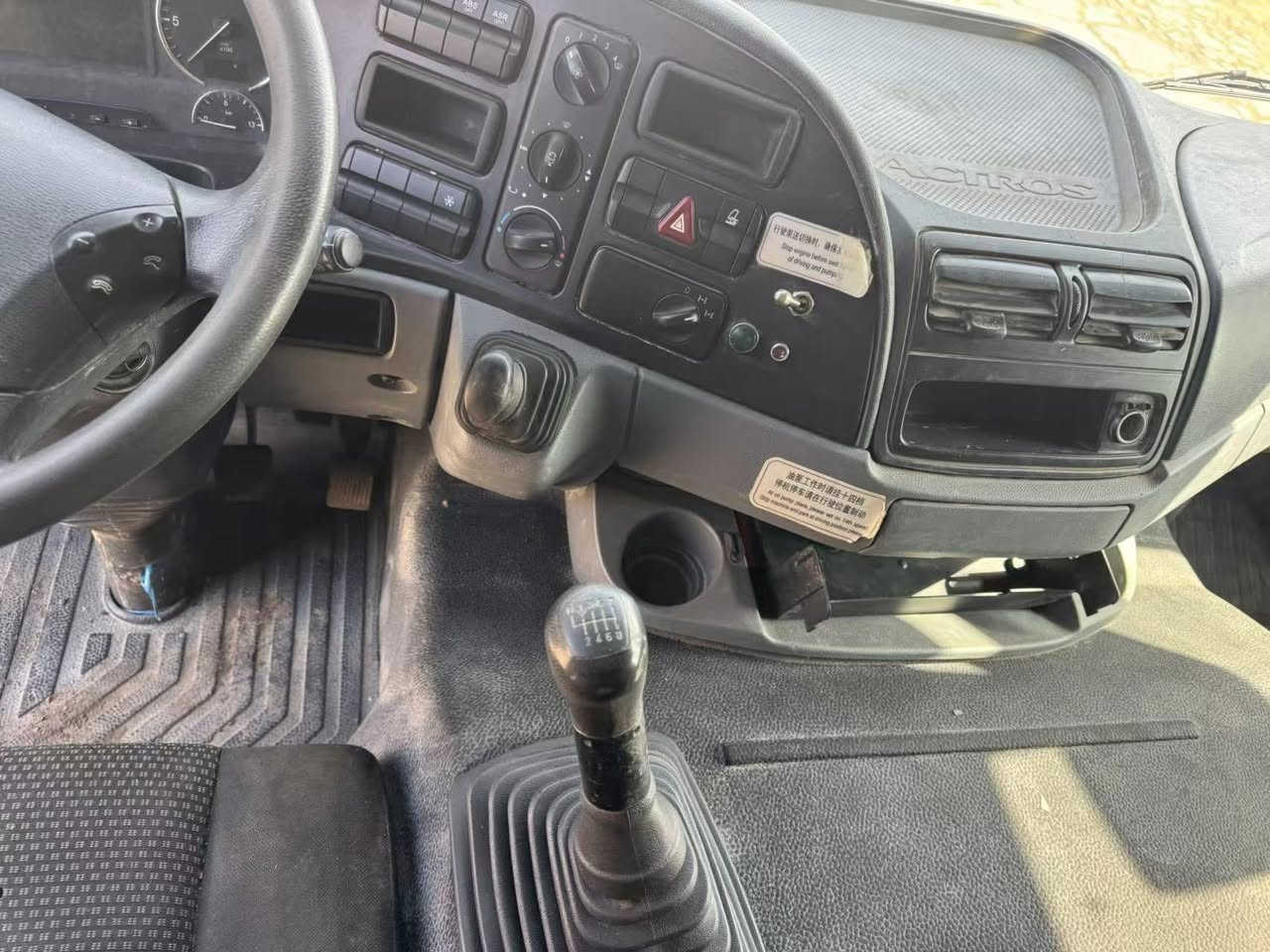 متاح مضخة بوتزيمتزر الماني ٤٦ متر شاسيه مرسيدس بنز اكتروس الماني موديل ٢٠١٣ واتساب ٠٠٨٦١٣٩٥٨٤٢٩٢٦٠


**إذا كنت صاحب هذا الإعلان وتريد حذفه لأي سبب، رجاءا أرسل رسالة إلى الدعم الفني**