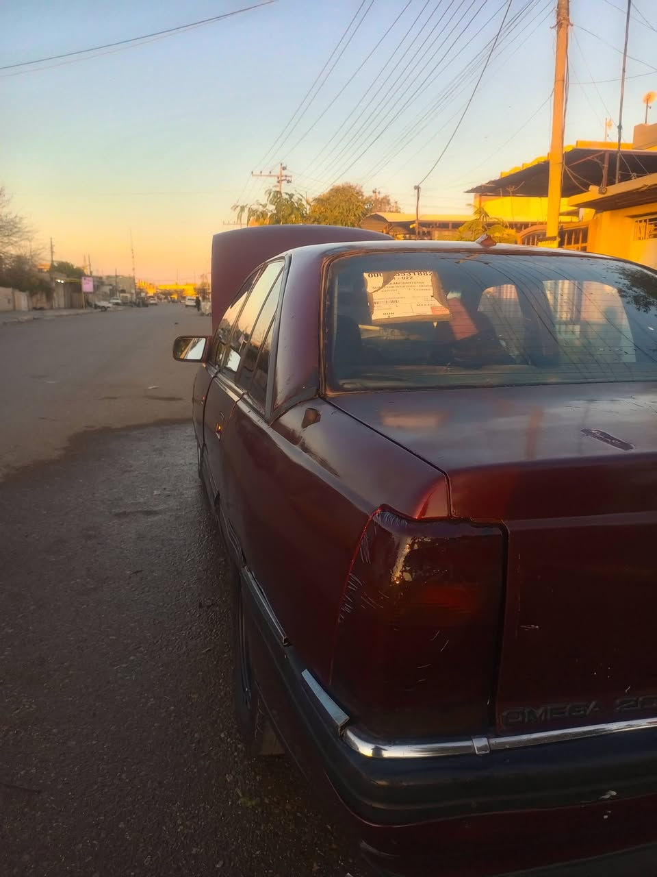 اوبل اوميكا للببع. ***********
سعر 19بي مجال 
شرط تحويل سنويه منتهيه شرط تحويل 
موديل السياره91 متحدث 93
السياره 
 محرك كير شرط 

صدر امامي خلفي شرط 
اكسل شرط 
تخم تاير مضبوط 
مابيه شي عطلان ملاحظه سياره بيه حادث متصلح بس مو بضبوط
مكان السيارت كركوك
