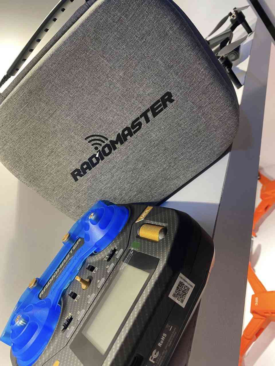 ***********
425,000 IQ
