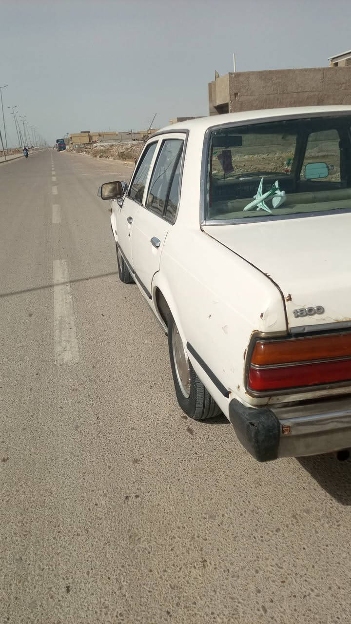 سلام عليكم للبيع كورونا موديل 80 سياره باسمناء كامله السعر 38 وبيها مجال عنوان بغداد رقم ***********واساب بس
