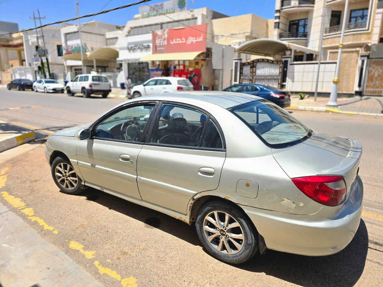 كيا ريو موديل ٢٠٠٠ كير عادي رقم بغداد باسمي رقم الجديد مكاني بالرمادي سعره ٣٣ وبيه مجال تلفوني ***********
