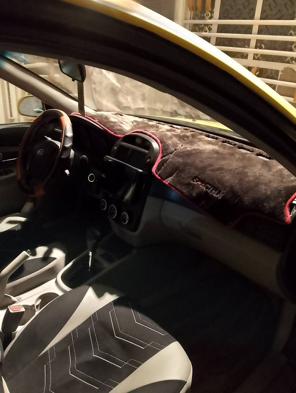 سبكترا وارد أمريكي ٢٠٠٩ مكينة ٢٠٠٠ كير اوتوماتيك سيارة جاهزة من كلشي باسمي تحويل  هيئة وغرامات مصفرة المكان كربلاء طويريج *********** السعر ٧٨ وبيه مجال
