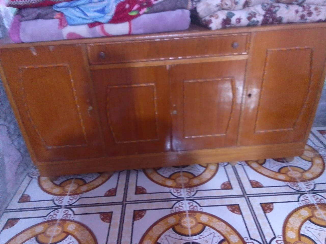 بوفيه لبيع مكاني بصره ***********
