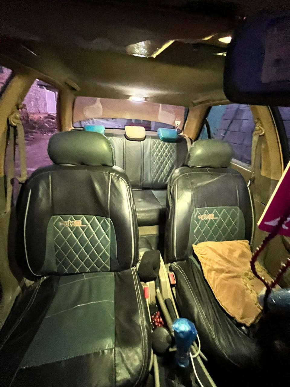 السلام عليكم بيجو 405 كفاله  موديل 15 مكينه صار اتلث اشهر مشدوده تخمم تاير وحداديه جديده ترايك لابعد نقطه رقم قادسيه سنويه28خط وبحث من التلاثه وعشرين راعيه موجود سياره جاهزه خير من الله عنواني ناصريه رفاعي السعر 25قفل اتصال ***********
