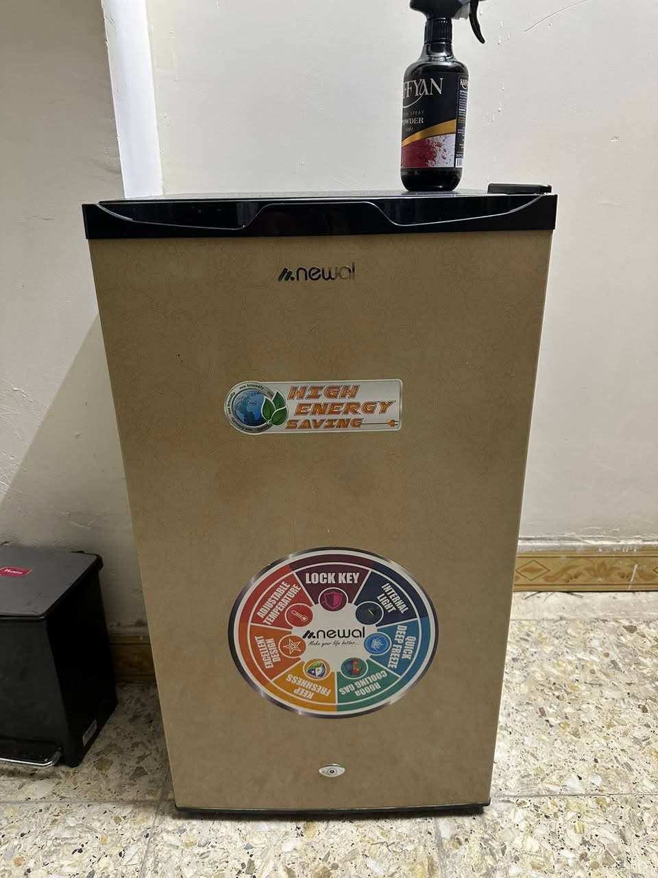 السلام عليكم حبايب عندي ثلاجتين نظيفات ومداخلات تصليح ابد واستعمال كلش قليل وميز مكتبي اي ضرر مابيهن عنواني البنوك شارع الميثاق  السعر خاص وبيهم مجال


**إذا كنت صاحب هذا الإعلان وتريد حذفه لأي سبب، رجاءا أرسل رسالة إلى الدعم الفني**