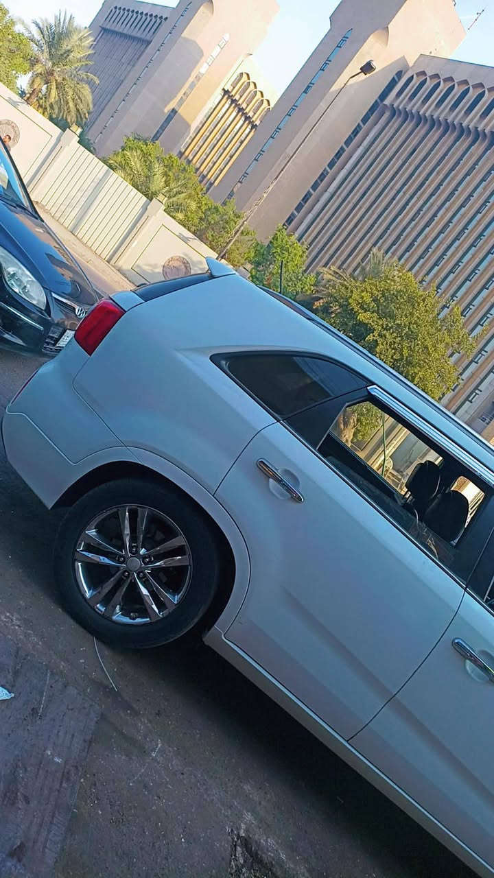 سلام عليكم سورنتو 2014SXL فول 1/1 امريكي سياره جاملغ وباب وخشم البنيد 
ماناقصهه اي شي 7راكب تبريد تدفئه كشنات ستيرن

محرك 6 

سعر 170 / ***********
