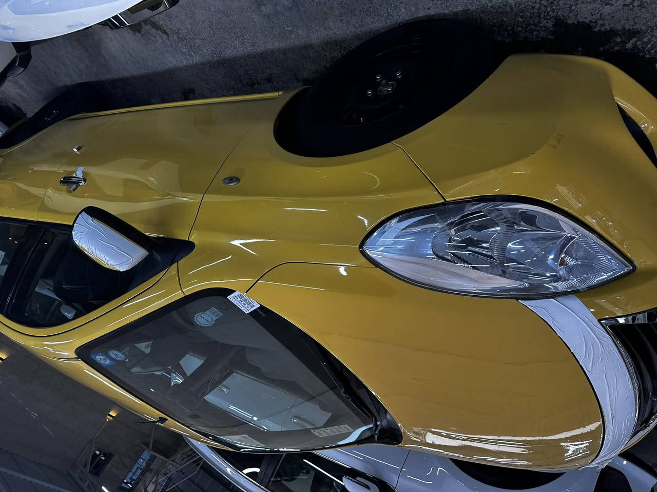 تحيه طيبه الاخوه الأعزاء نيسان سني هندي ٢٠١٤ ماشيه ١٢٥ السياره نضيفه جدا بيها الشاصي الأمامي الأيمن ضرر ومعمر وتلكيط معجون في اجزاء السياره رقم بغداد الجديد ابسمي سعرها ٨٧ قفل مكانها البياع او العامريه 
***********
