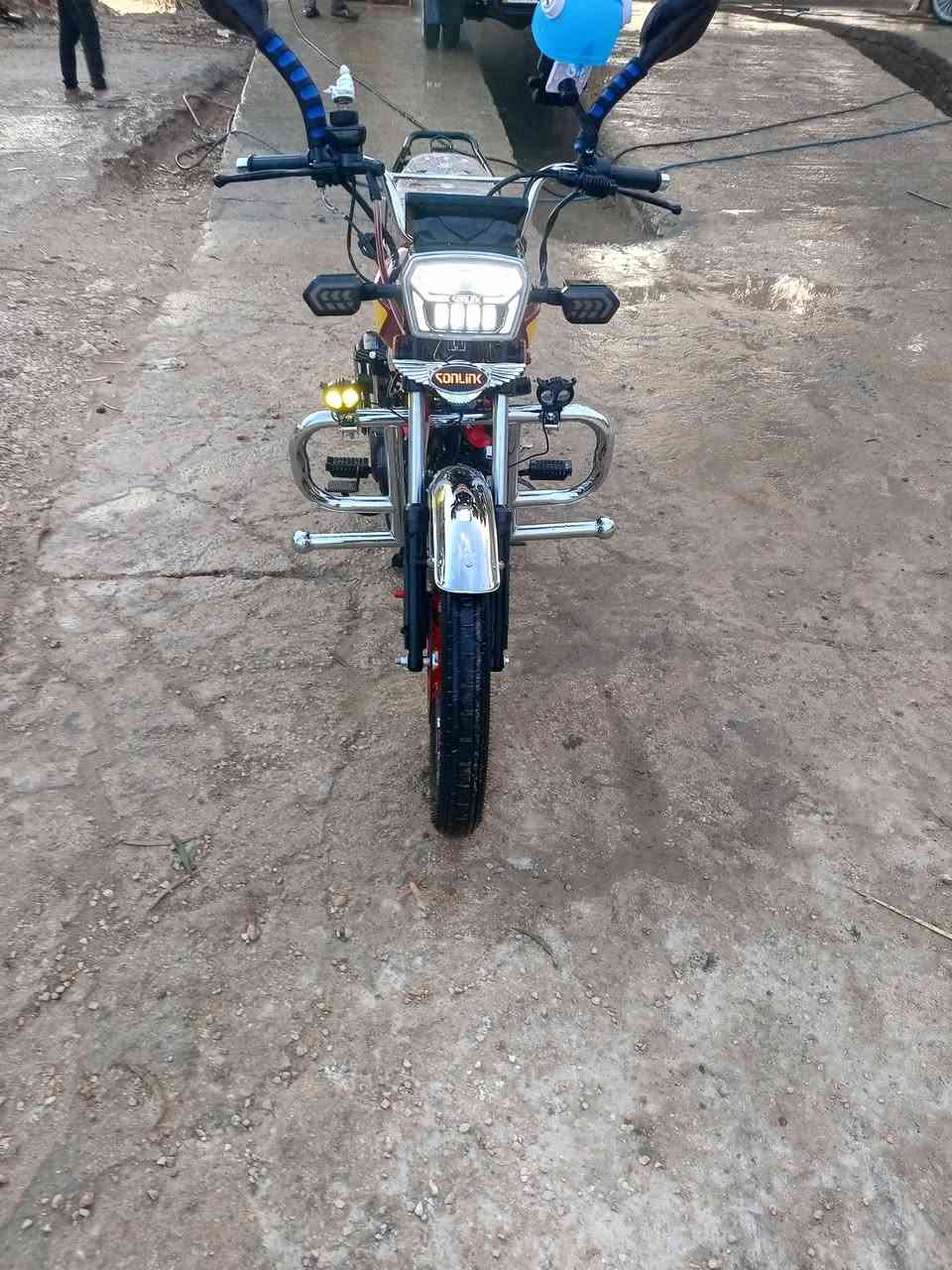 السلام عليكم لبيع سولنك موديل 25 محرك 200 ضاغطه وزنجيل السعر 950


**إذا كنت صاحب هذا الإعلان وتريد حذفه لأي سبب، رجاءا أرسل رسالة إلى الدعم الفني**